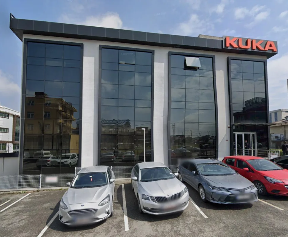 Kuka Plaza binası
